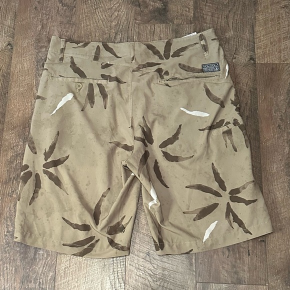 Hawaiian Sandy Beach Print Shorts by Volcom - Picture 2 of 6